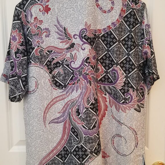 Batik Keris - Short Sleeve Button-up Shirt - Picture 2 of 5